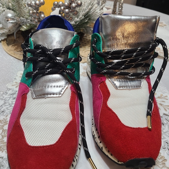 Steve Madden Multicolor Women's Sneakers - Picture 2 of 5